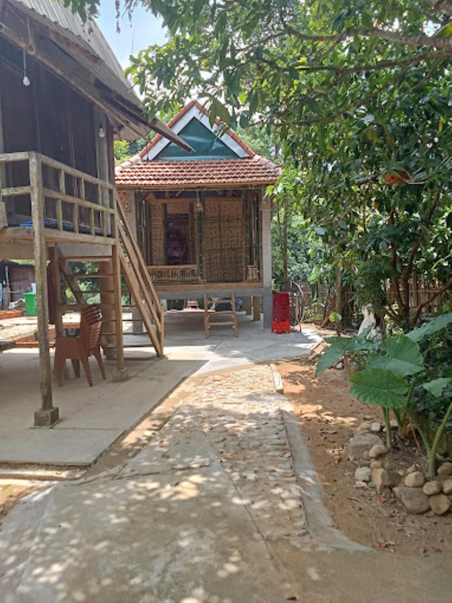 Homestay Ho Son - Thac Anor A Luoi Buitenkant foto