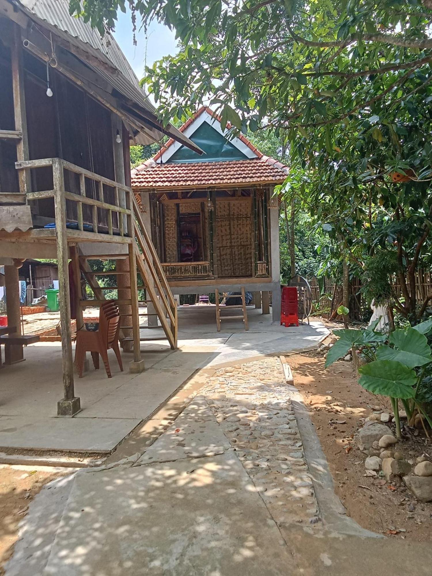 Homestay Ho Son - Thac Anor A Luoi Buitenkant foto