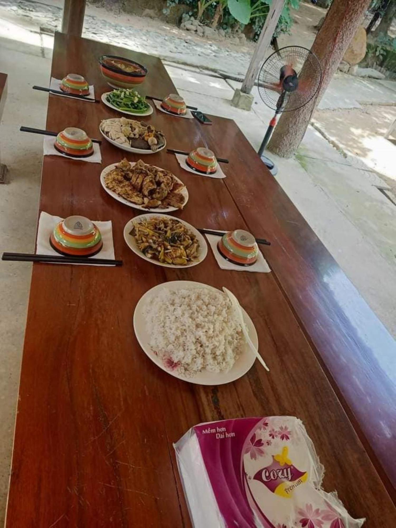 Homestay Ho Son - Thac Anor A Luoi Buitenkant foto