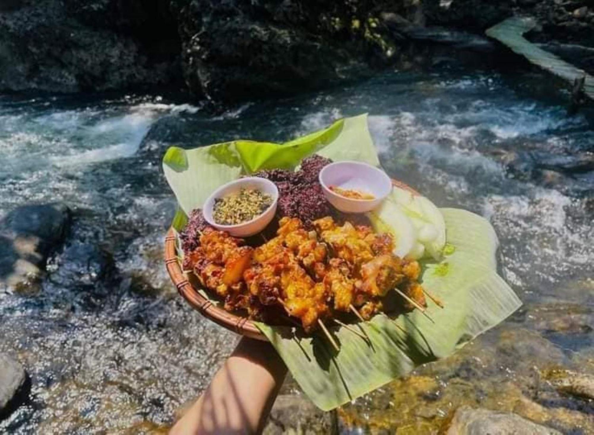 Homestay Ho Son - Thac Anor A Luoi Buitenkant foto